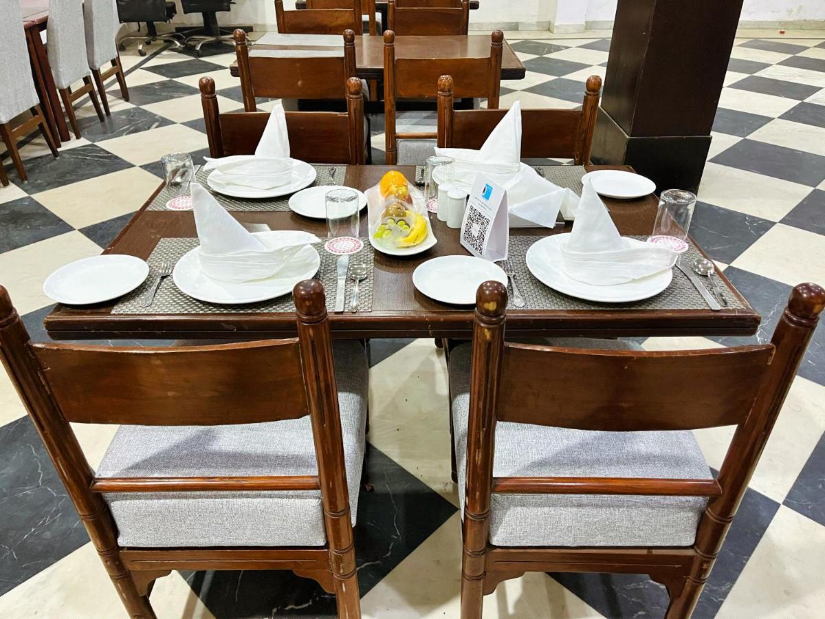 The Orion Express Hotel Jaipur Bagian luar foto