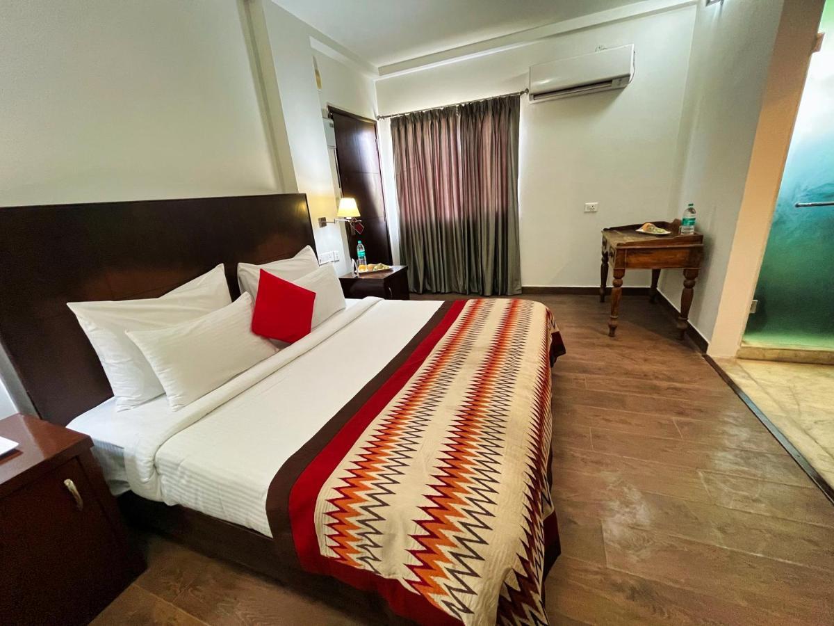 The Orion Express Hotel Jaipur Bagian luar foto