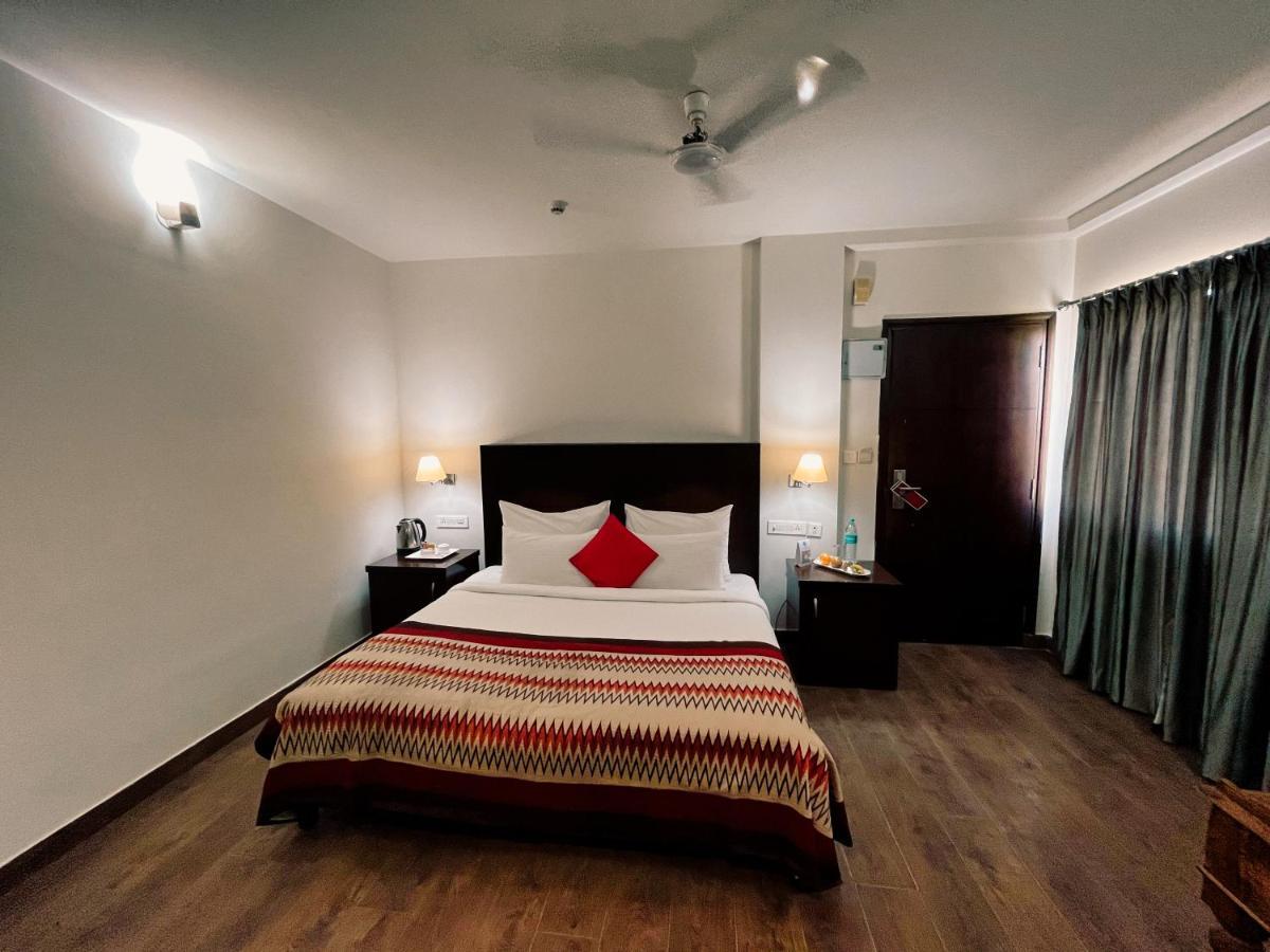 The Orion Express Hotel Jaipur Bagian luar foto