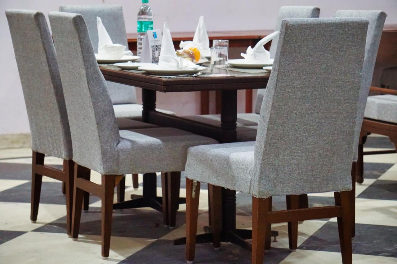 The Orion Express Hotel Jaipur Bagian luar foto